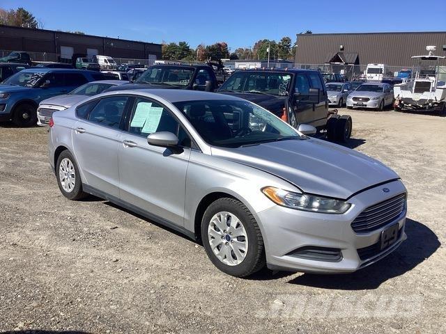 Ford Fusion S Voiture