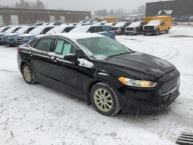 Ford Fusion S Voiture