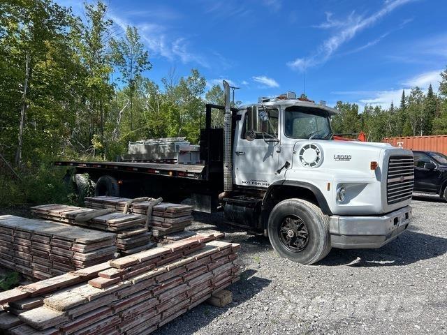 Ford L8000 Camion dépannage