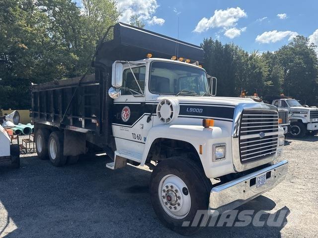 Ford L9000 Camion benne