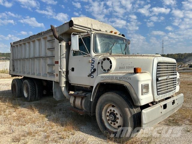 Ford L9000 Camion benne