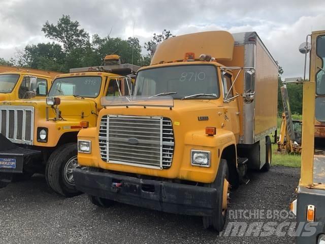 Ford LN8000 Camion Fourgon