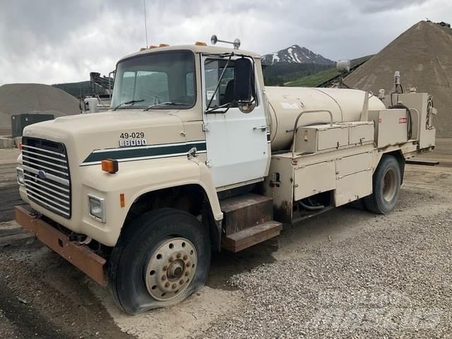 Ford LN8000 Motrici cisterna