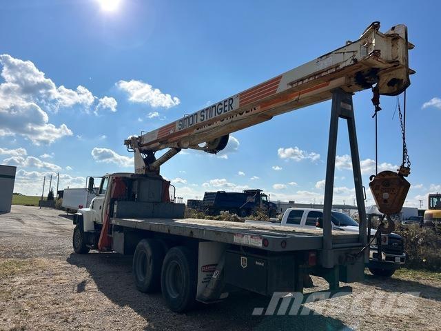 Ford LT8000 Autre camion