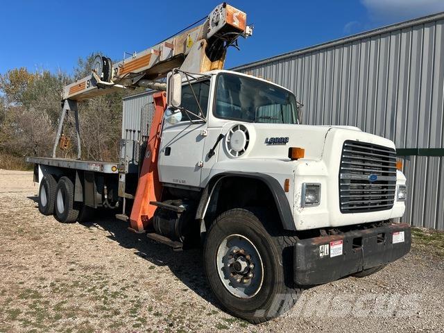 Ford LT8000 Autre camion