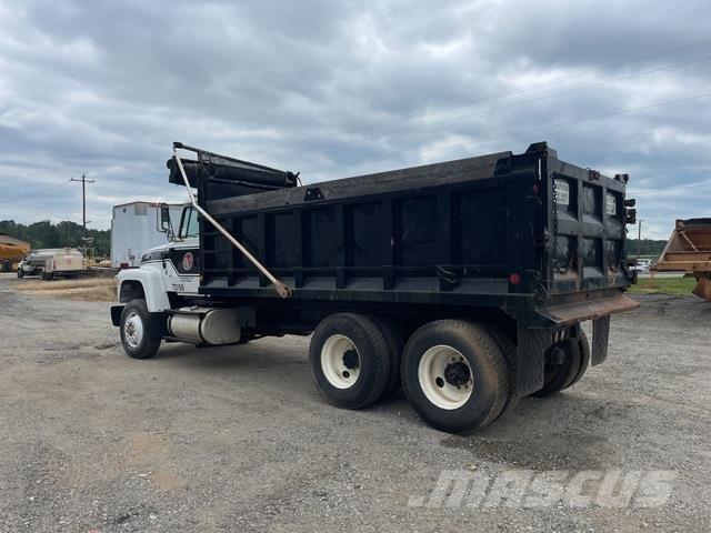 Ford LT9000 Camion benne
