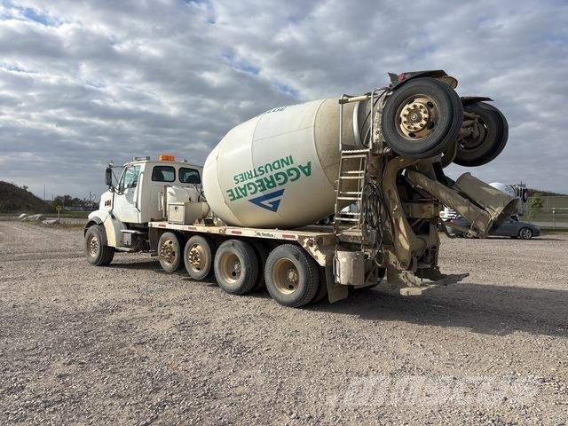 Ford LT9511 Autre camion