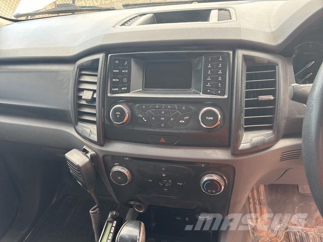 Ford Ranger Utilitaire benne