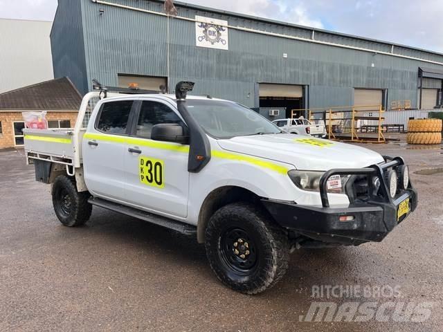 Ford Ranger XL Utilitaire benne