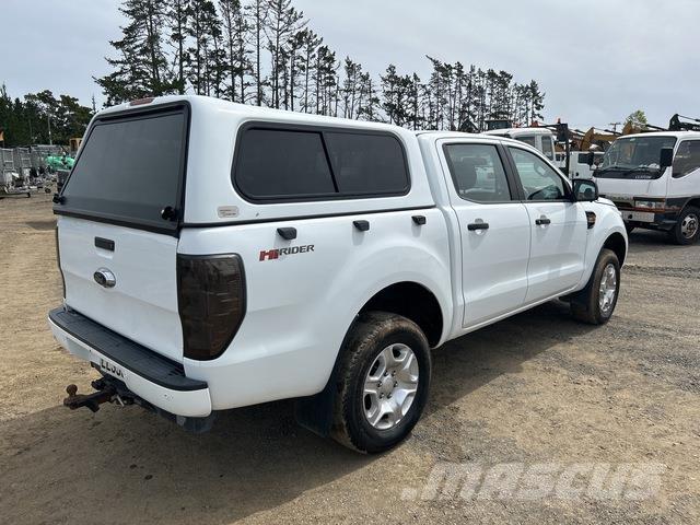 Ford Ranger XL Utilitaire benne