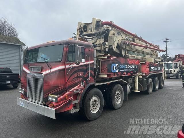 Freightliner  Pompe à béton