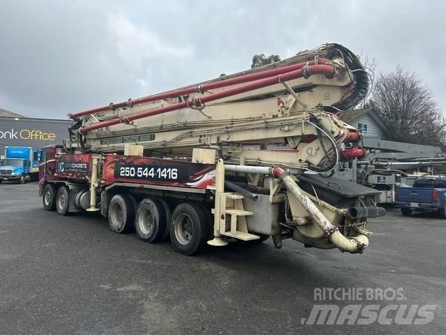 Freightliner  Pompe à béton