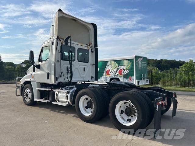 Freightliner  Tracteur routier