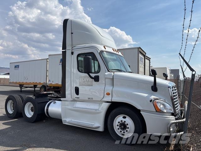 Freightliner  Tracteur routier