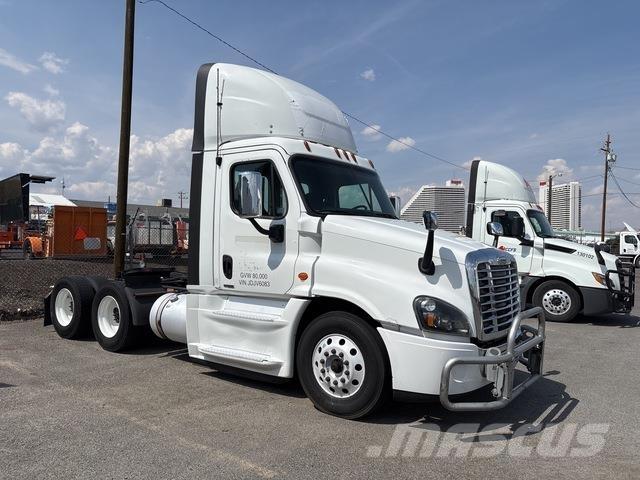 Freightliner  Tracteur routier