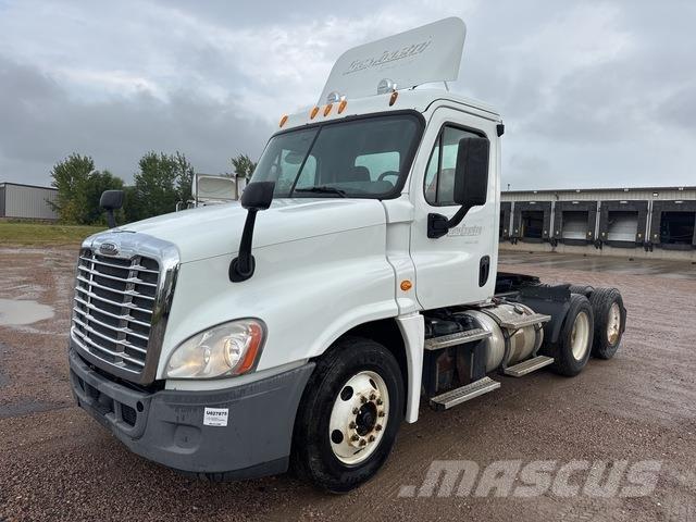 Freightliner  Tracteur routier