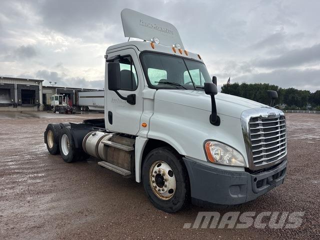 Freightliner  Tracteur routier