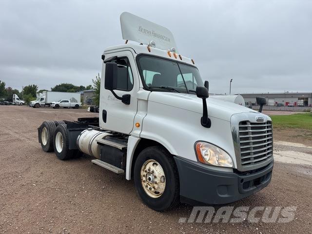 Freightliner  Tracteur routier