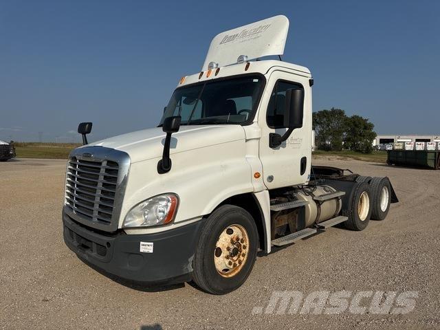 Freightliner  Tracteur routier