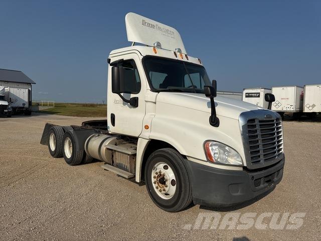 Freightliner  Tracteur routier