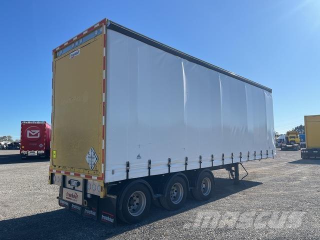Fruehauf  Remorque à rideaux coulissants (PLSC)