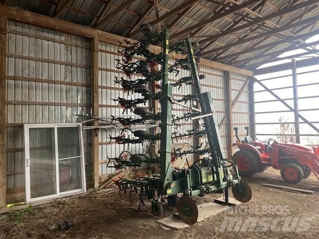 Garford 3212 Déchaumeur, cultivateur