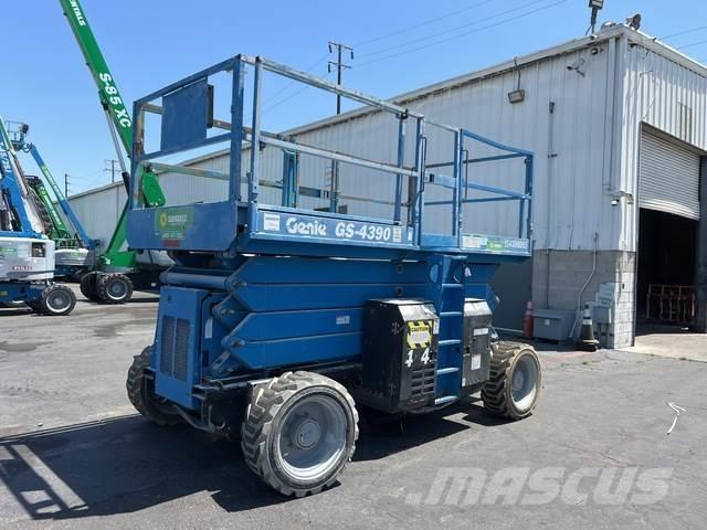 Genie GS-4390 Nacelle ciseaux
