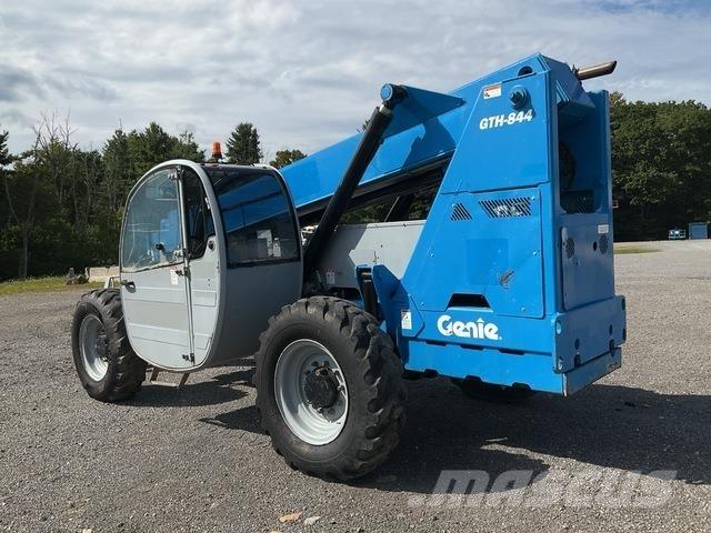 Genie GTH-844 Chariot télescopique