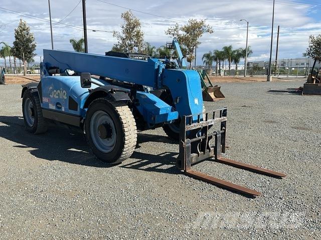 Genie GTH-844 Chariot télescopique