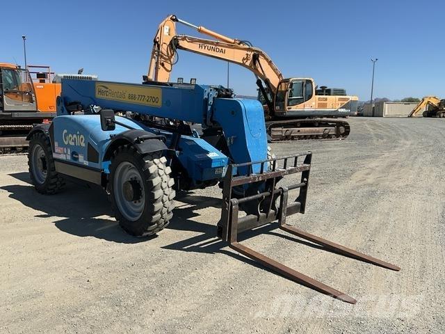 Genie GTH-844 Chariot télescopique