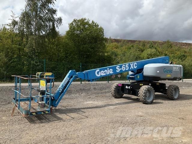 Genie S-65XC Nacelles télescopiques
