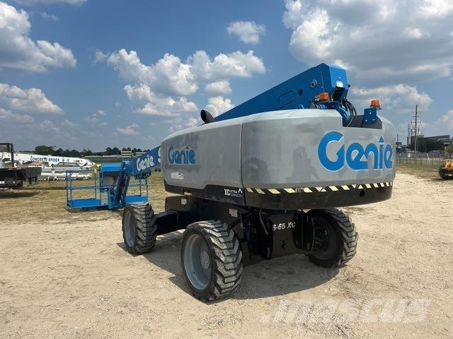 Genie S-65XC Nacelles télescopiques