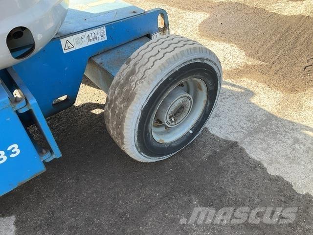 Genie Z45/25J Nacelles articulées