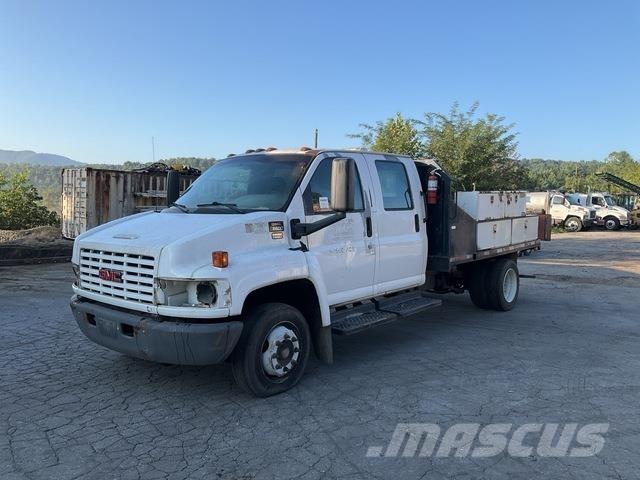 GMC C5500 Camion plateau