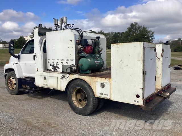 GMC C6500 Motrici cisterna