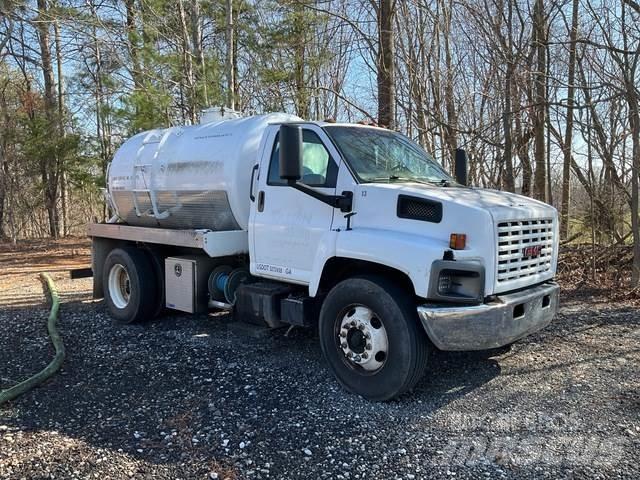 GMC C6500 Camion aspirateur, Hydrocureur