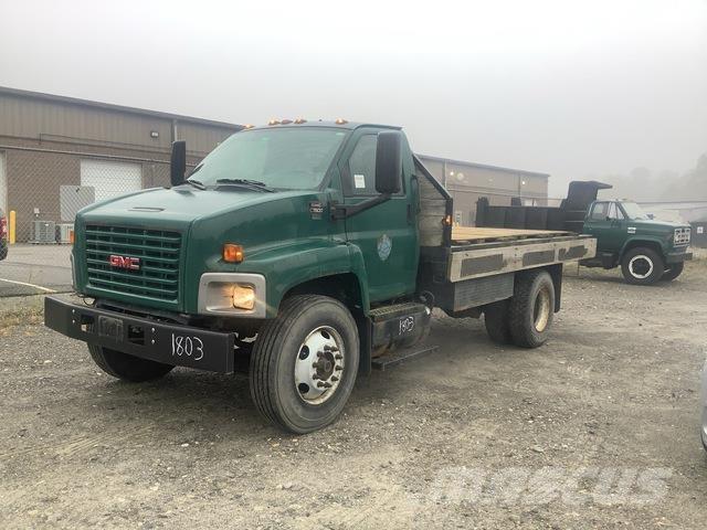 GMC C7500 Camion plateau