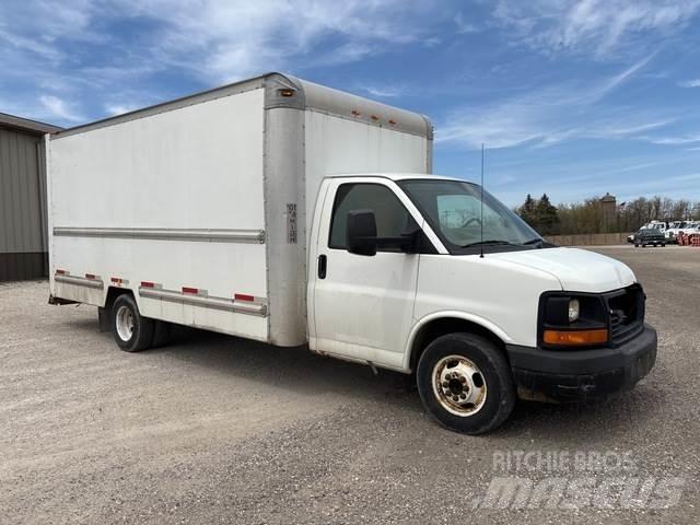 GMC Savana Camion Fourgon
