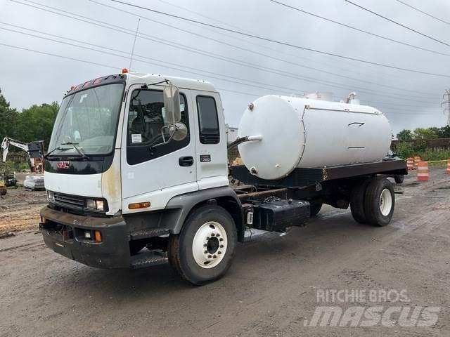 GMC T7500 Camion citerne à eau