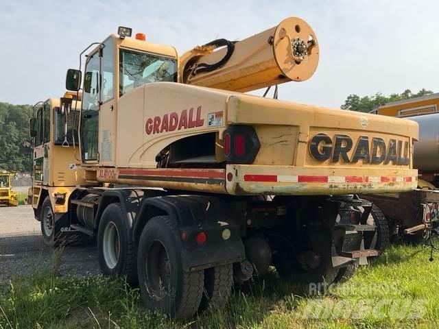 Gradall XL4100 Pelle sur pneus