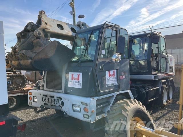 Gradall XL4100 Pelle sur pneus