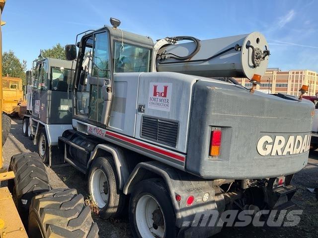 Gradall XL4100 Pelle sur pneus