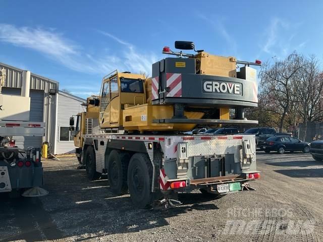 Grove GMK3055 Grues tout terrain