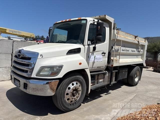 Hino  Camion benne