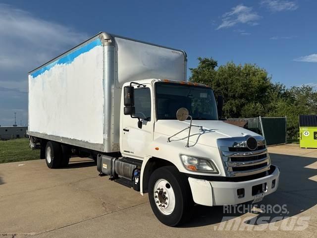 Hino  Camion Fourgon