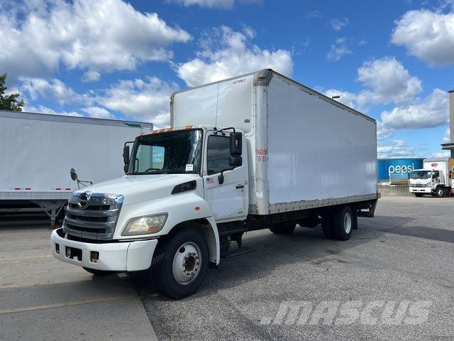 Hino  Camion Fourgon