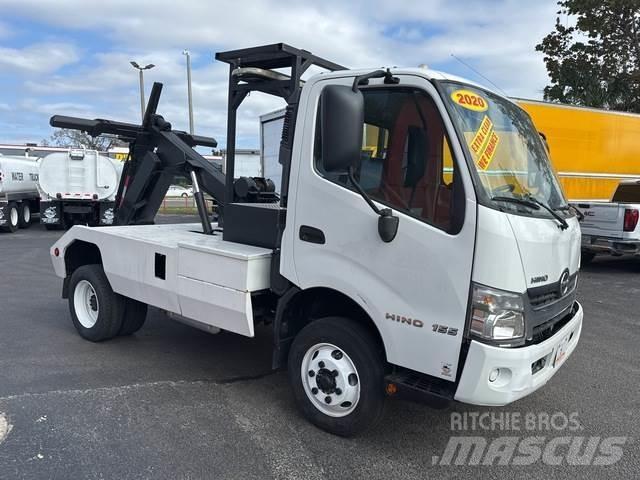 Hino 155 Camion dépannage