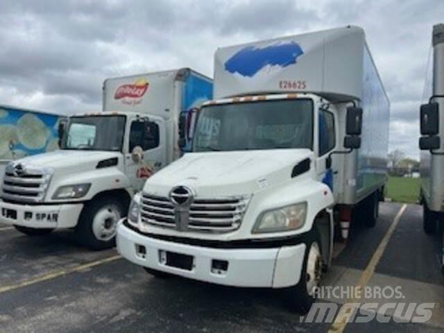 Hino 238 Camion Fourgon