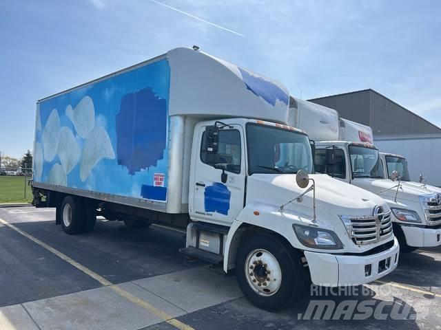 Hino 238 Camion Fourgon