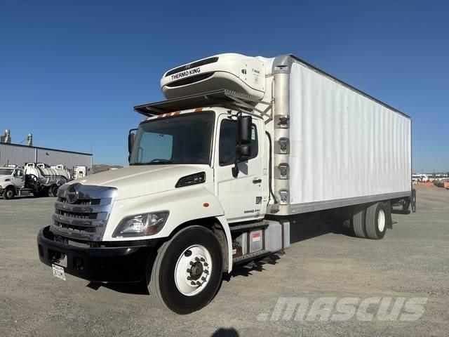Hino 268 Camion frigorifique